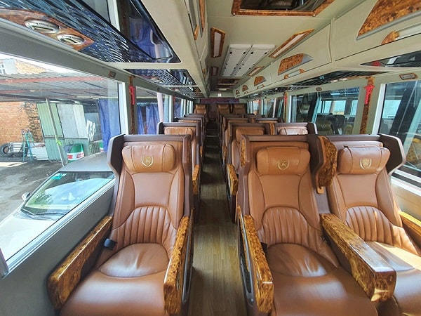 Cho thuê xe limousine 10