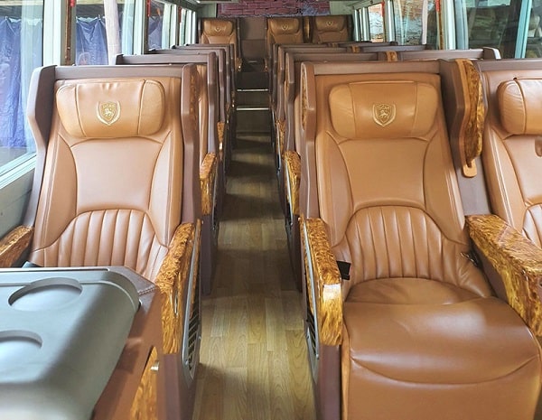 Cho thuê xe limousine 8
