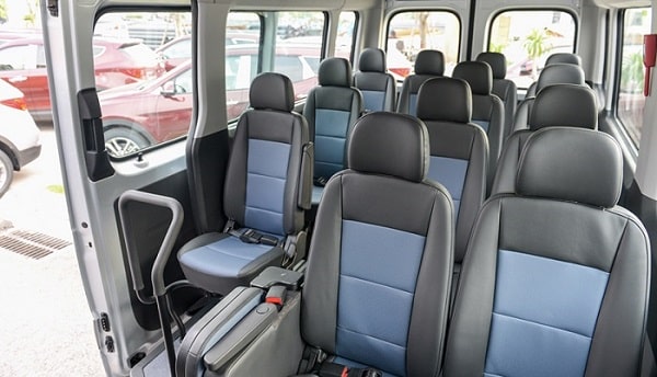 Thuê xe 16 chỗ tphcm đi châu đốc