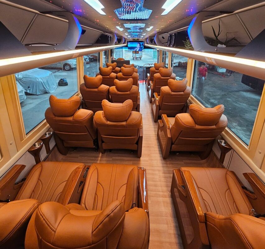 Mẫu xe limousine 20 chỗ đẳng cấp tiêu chuẩn Châu Âu